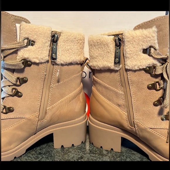 NEW BLONDO WATERPROOF BOOTS - Picture 3 of 7